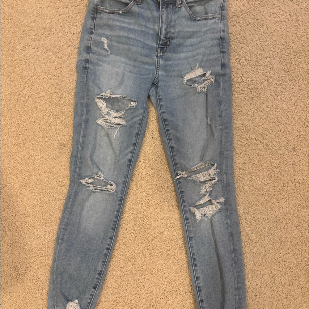 American Eagle Outfitters Light Blue Distressed Skinny Jeans
